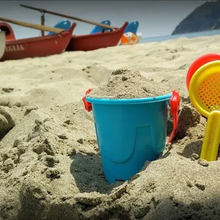 Mare E Non Solo Апартаменты Алассио